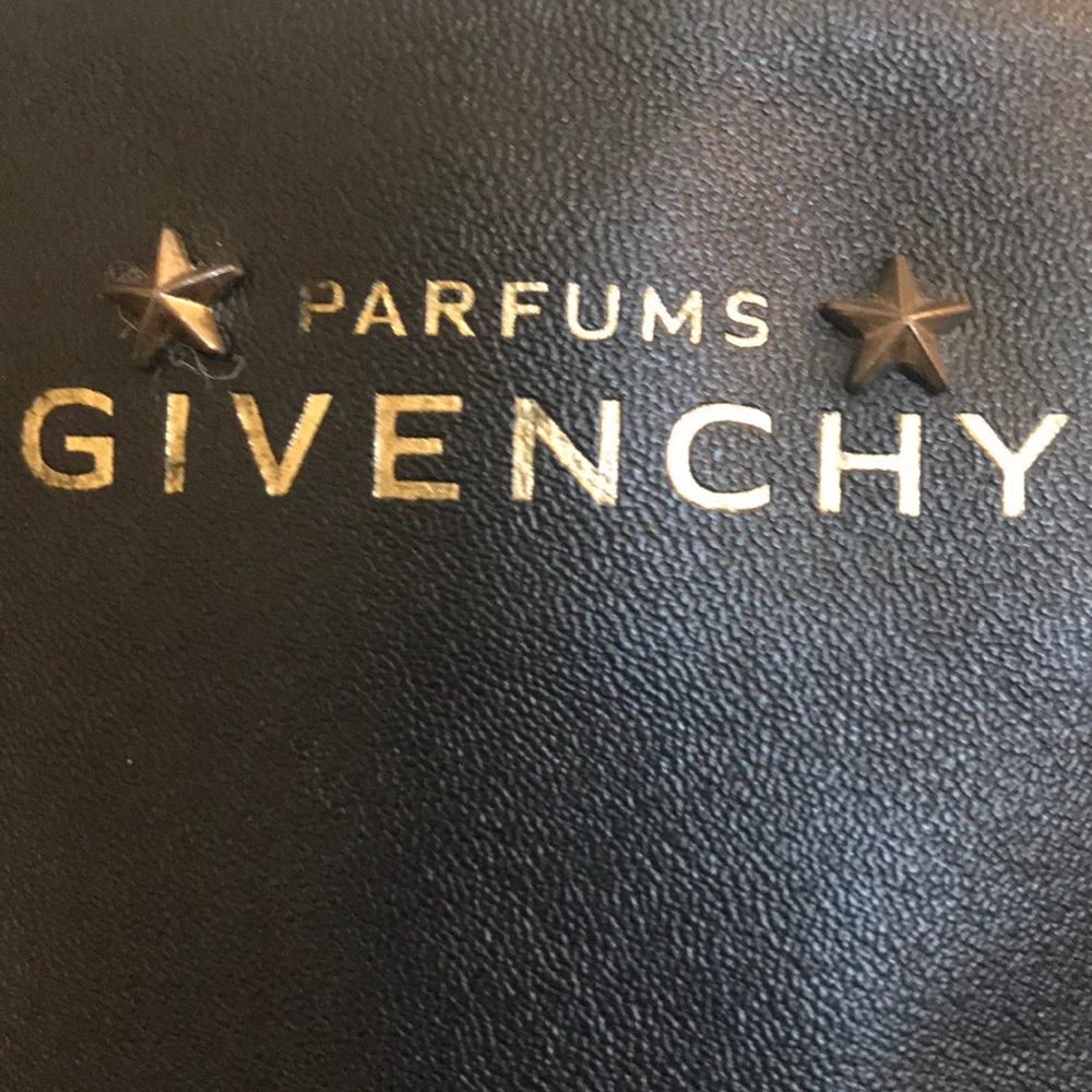 Givenchy Parfums Black Vegan Leather Tote ๐ - Picture 7 of 8